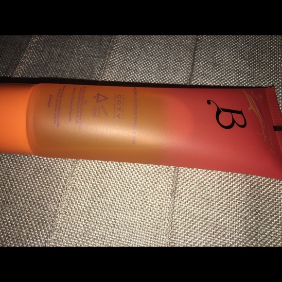 Beyoncé Heat Energizing Shower Gel - Picture 2 of 4